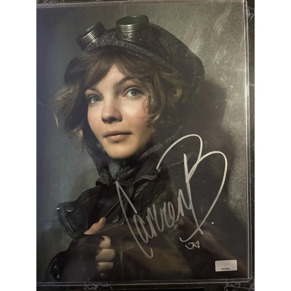 Camren Bicondova Gotham Catwoman Signed Plaque Photo Celebrity Authentics COA